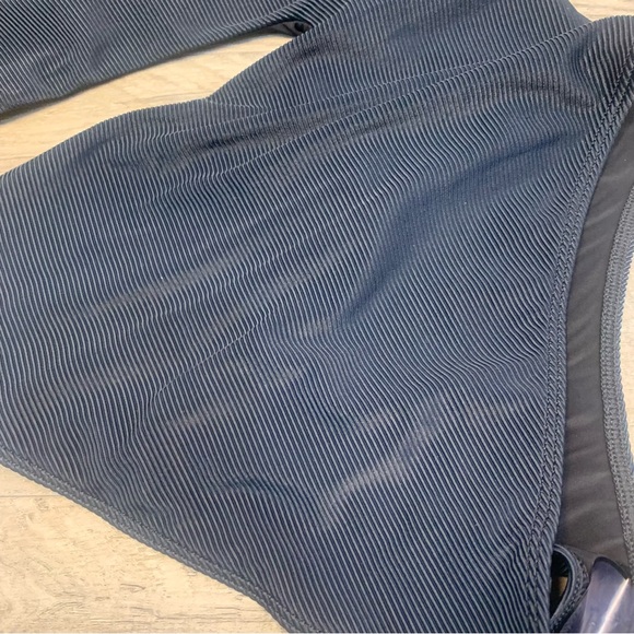 Beach Riot Celine One Piece Cut Out Bathing Swim Suit - Picture 8 of 12